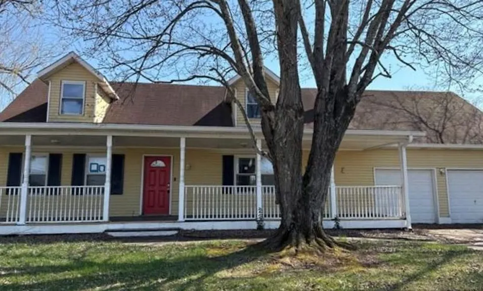 516 Millwood Pl Clarksville, IN 47129, Clark County