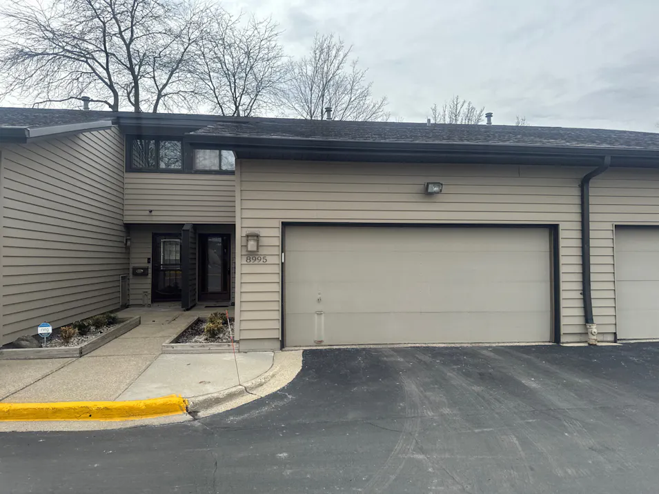 8995 N 70th St Milwaukee, WI 53223, Milwaukee County