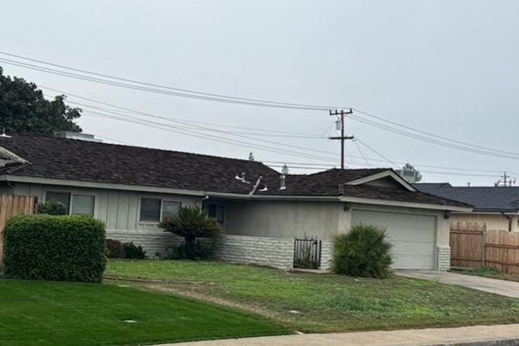 2213 Sandpiper Rd Bakersfield, CA 93309, Kern County