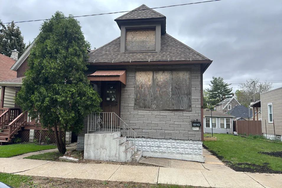 13143 S Carondolet Ave Chicago, IL 60633, Cook County