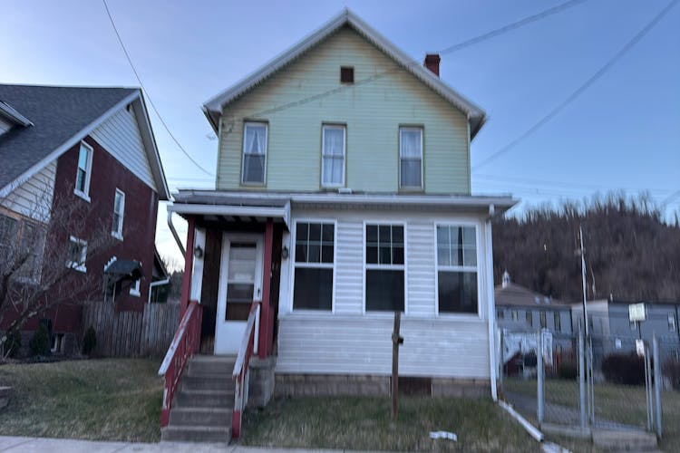 834 Fourth Street West Elizabeth, PA 15088, Allegheny County