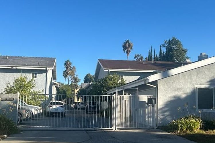 18985 Gault St Reseda, CA 91335, Los Angeles County