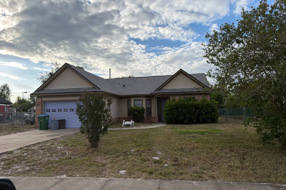 1142 Manitoba St Deltona, FL 32725, Volusia County