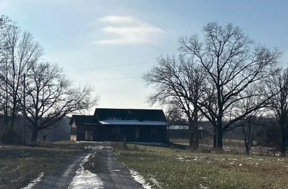 1500 E Thomas Hill Rd Sturgeon, MO 65284, Boone County