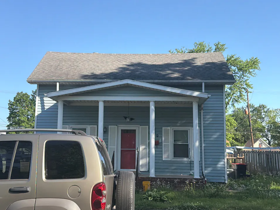 929 W 3rd St Mount Vernon, IN 47620, Posey County