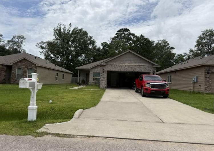 1204 Parkhurst Ave Cleveland, TX 77327, Liberty County