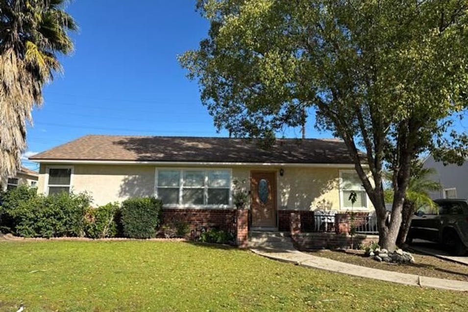 6442 Bonner Avenue Los Angeles, CA 91606, Los Angeles County