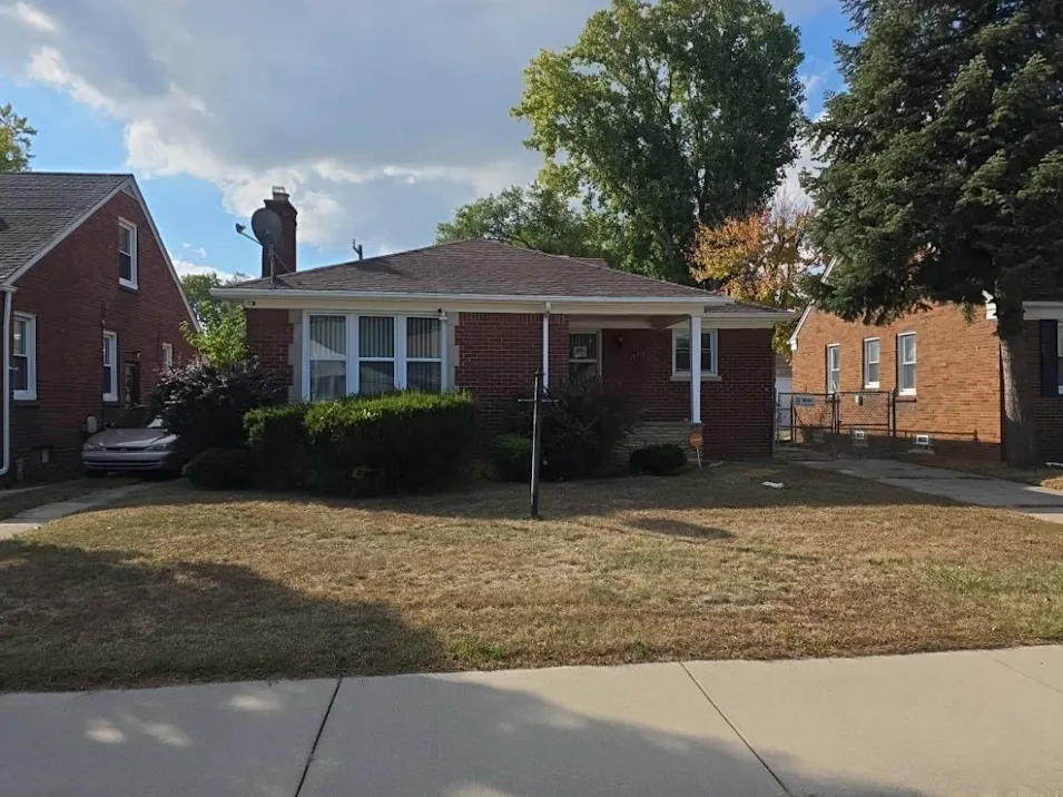 19503 Whitcomb St Detroit, MI 48235-2060, Wayne County