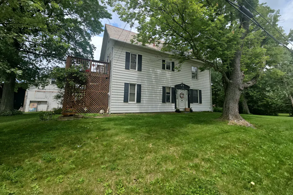 82 E South Range Rd North Lima, OH 44452, Mahoning County