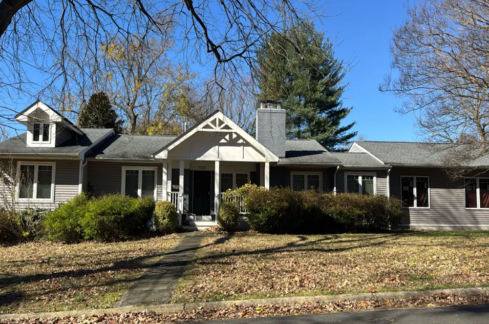 7516 Glenriddle Rd Bethesda, MD 20817, Montgomery County