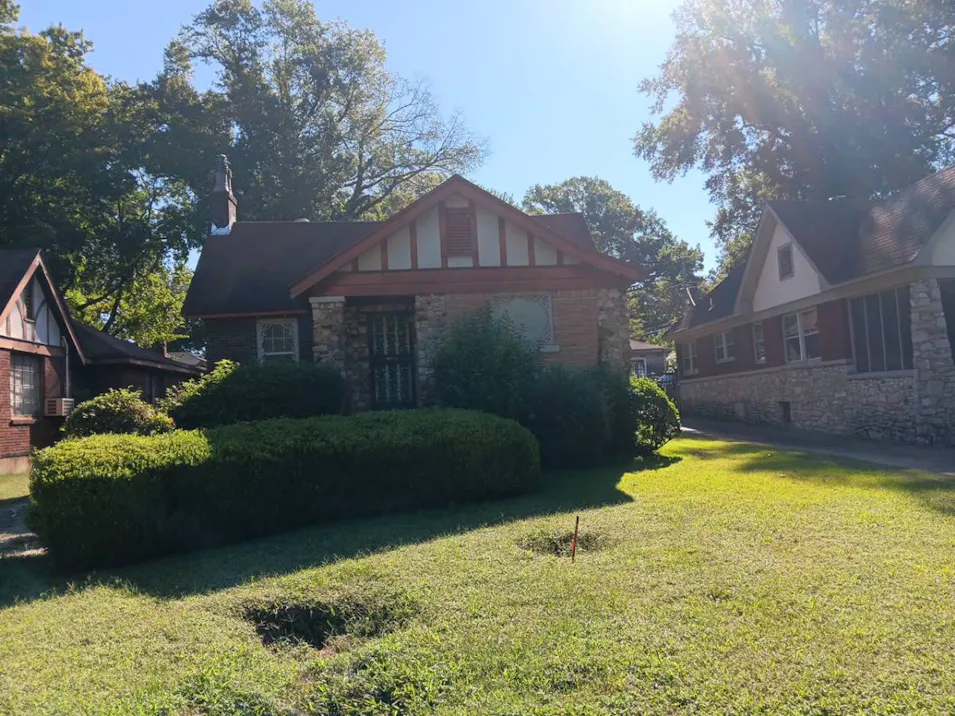 924 Oakmont Place Memphis, TN 38107, Shelby County