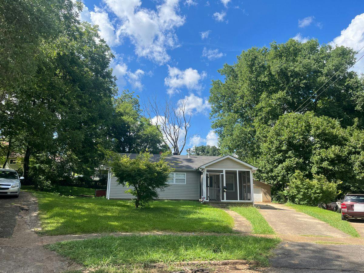 Cedar Cir, Bessemer, AL 35023
