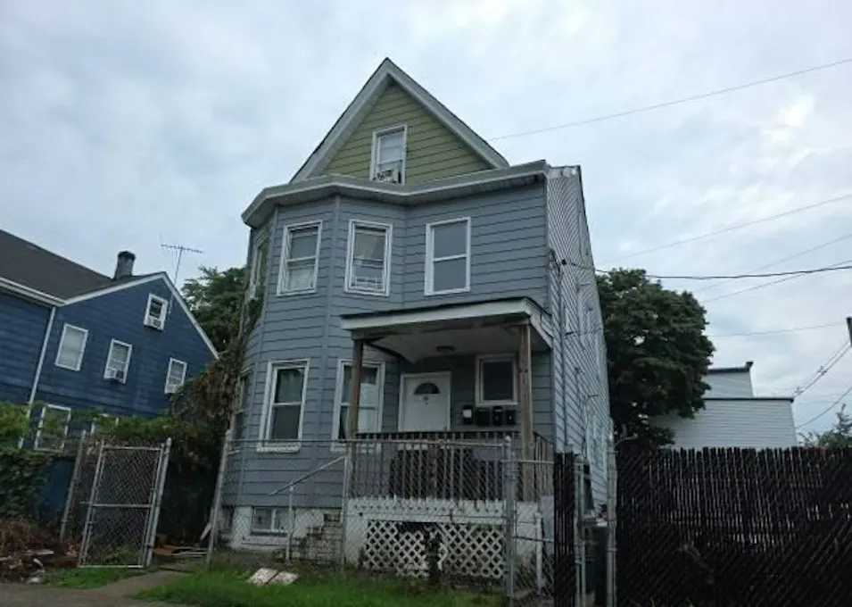 86 -88 North 8th St Paterson, NJ 07522, Passaic County