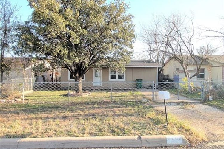 2705 Waco Street San Angelo, TX 76901, Tom Green County