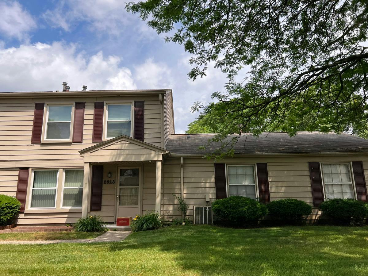 Rockford Ct, Lake Orion, MI 48360
