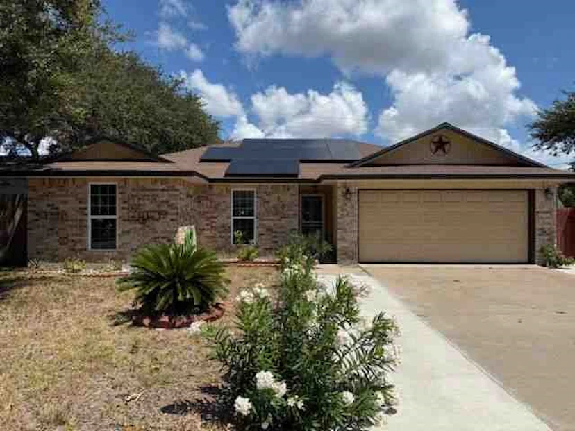 2300 Timberleaf Circle