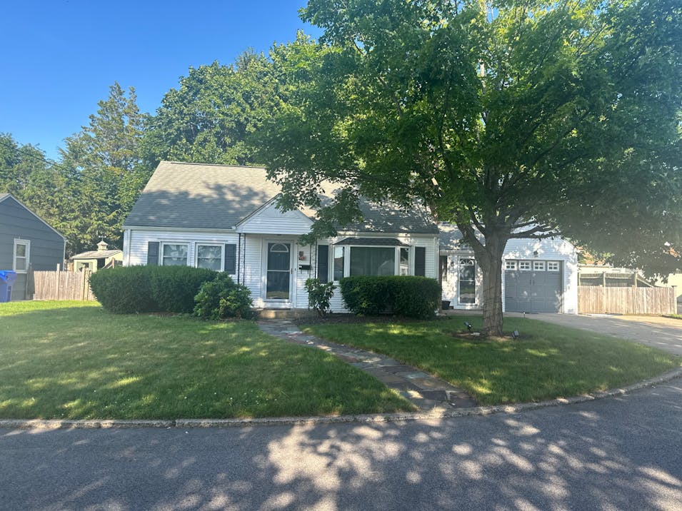 46 Windsor Court Pawtucket, RI 02861, Providence County