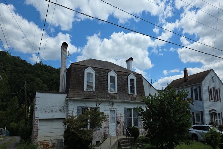 630 Commercial Avenue Clifton Forge, VA 24422, Alleghany County