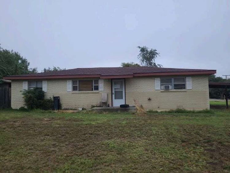 900 W Studebaker Ave Amarillo, TX 79108, Potter County