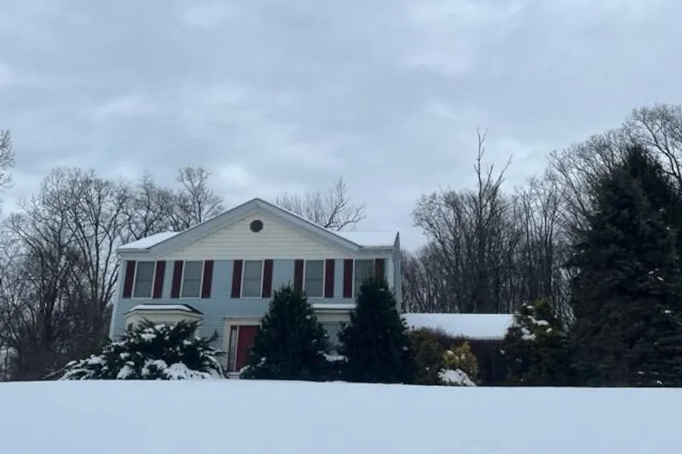 1 Mountain Ridge Drive Oxford, NJ 07863, Warren County