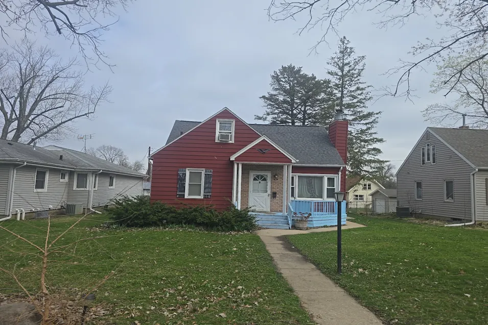 807 Bourland Ave Waterloo, IA 50702, Black Hawk County