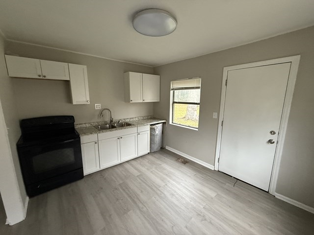 1141 Lake Shore Blvd photo 7