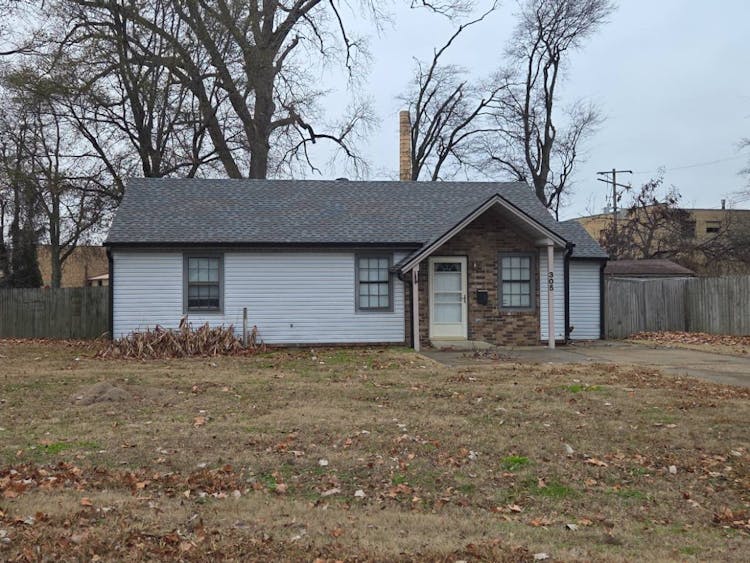 305 West Carlson Street Trumann, AR 72472, Poinsett County