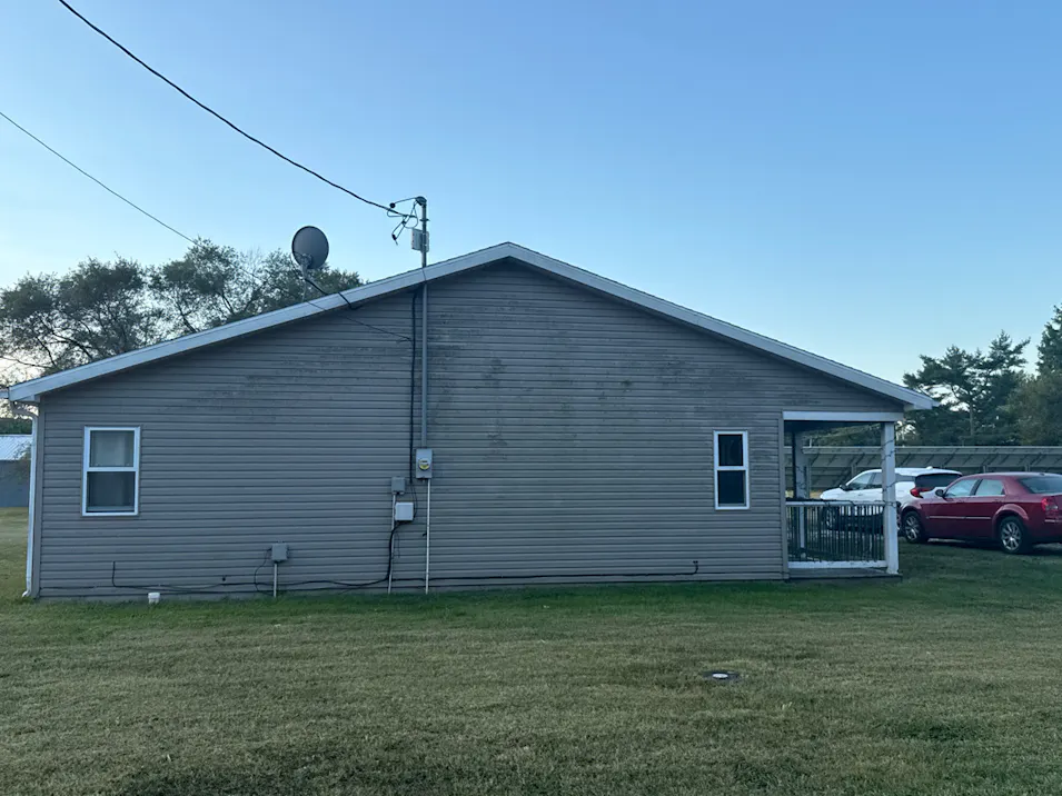 608 Calcari St Gillespie, IL 62033, MacOupin County