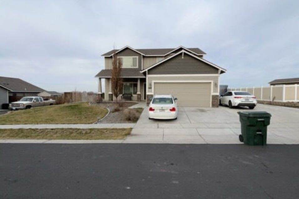 1347 E Newport Avenue Hermiston, OR 97838, Umatilla County