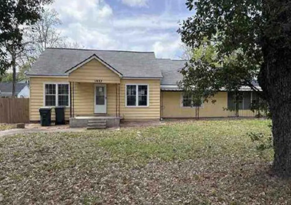 1023 Meyer St Sealy, TX 77474, Austin County