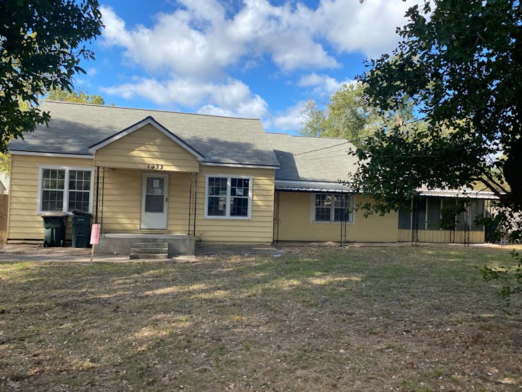 1023 Meyer St Sealy, TX 77474, Austin County