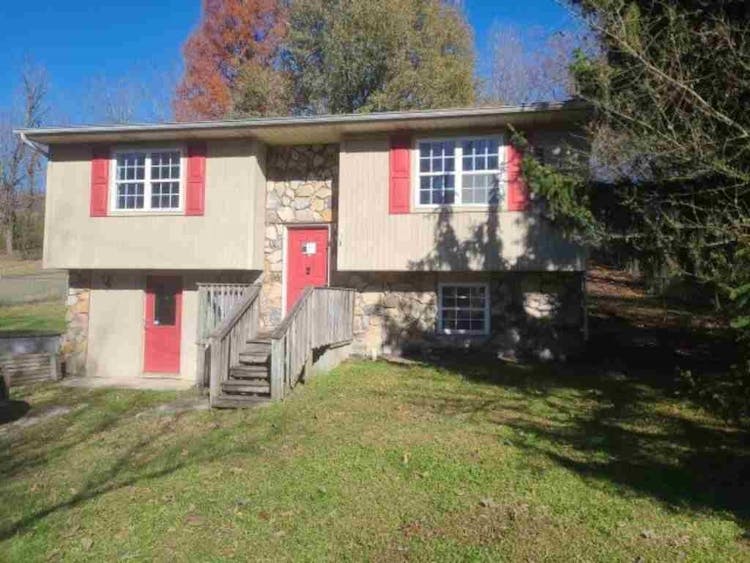 106 Willow Creek Rd Wartburg, TN 37887, Morgan County