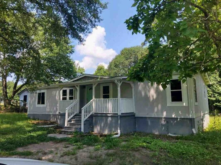 45 Caroline Ave Stockbridge, GA 30281, Henry County