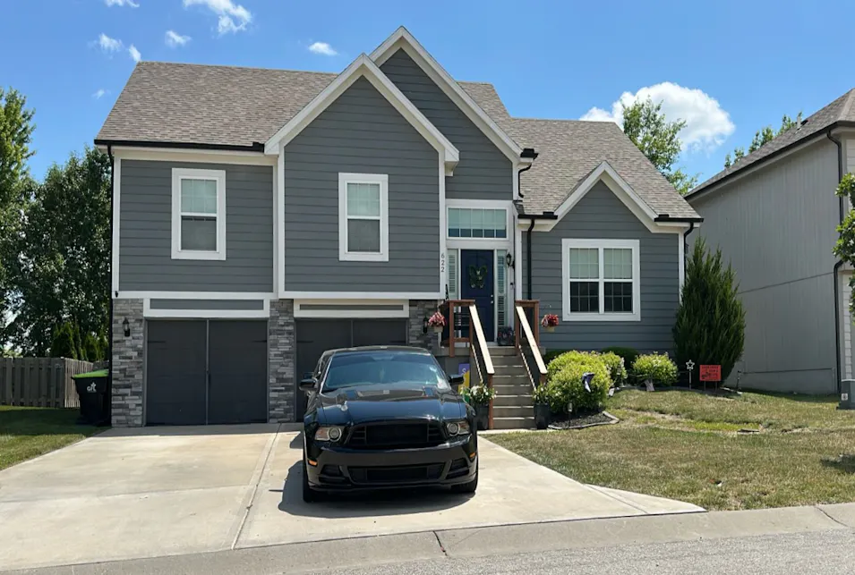 622 SE Colonial Dr Blue Springs, MO 64014, Jackson County