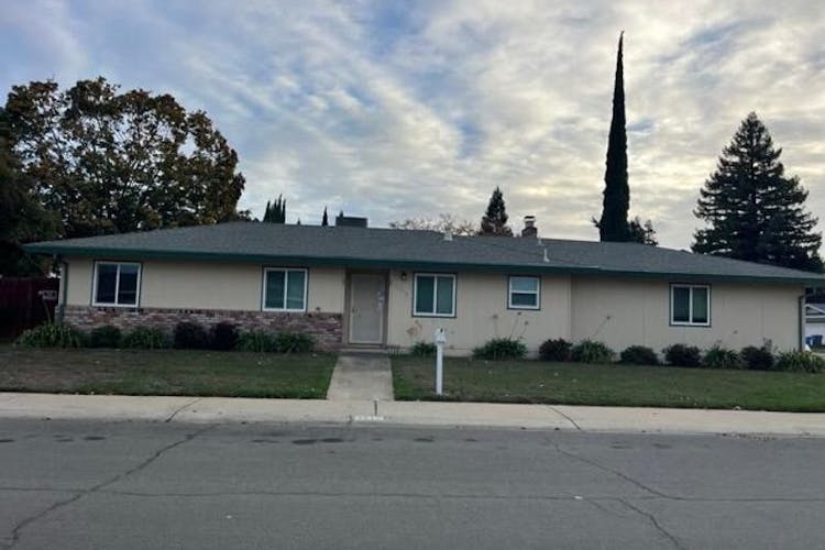 1212 Rosewood Drive Yuba City, CA 95991, Sutter County