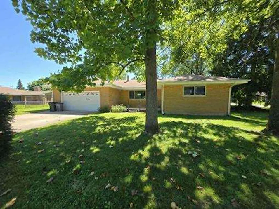623 Omar Cir Yellow Springs, OH 45387, Greene County