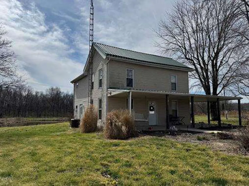 831 Cips Trl Coffeen, IL 62017, Montgomery County