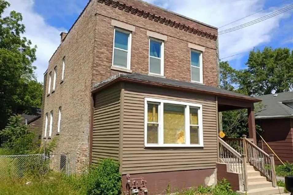 11748 S Wentworth Ave Chicago, IL 60628, Cook County