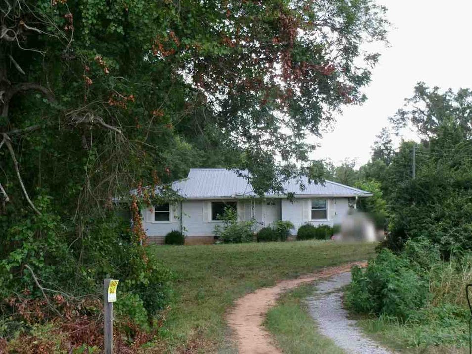 1030 W Green St Marion, AL 36756, Perry County