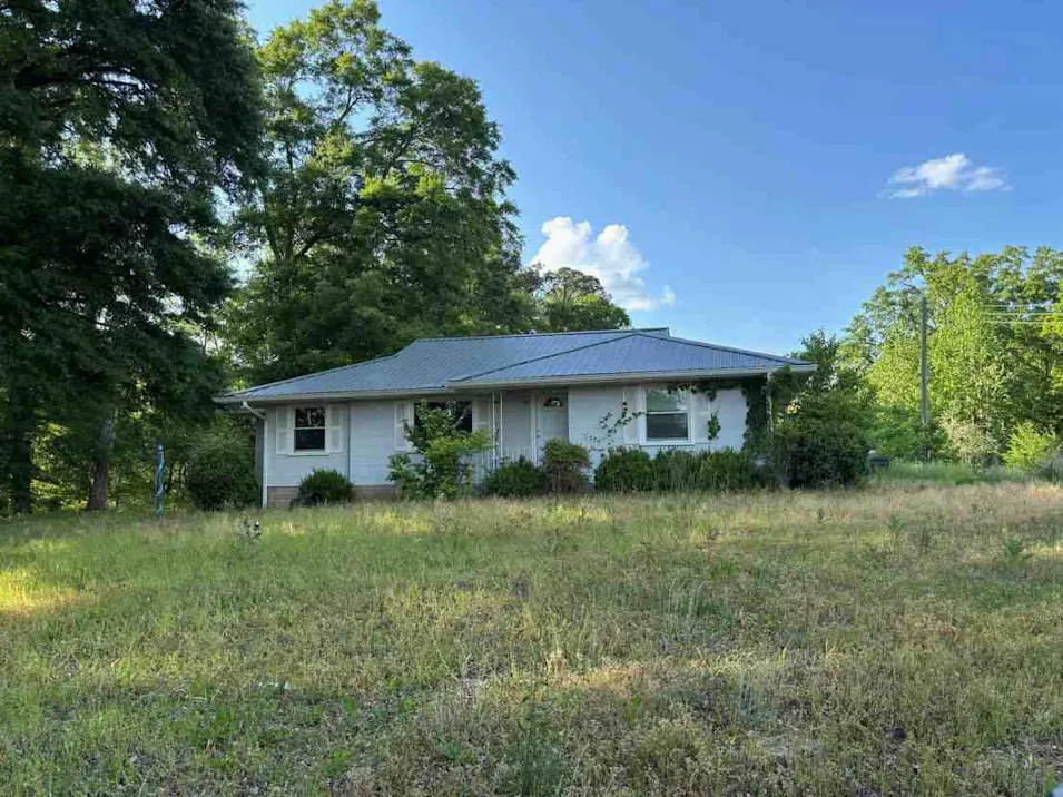 1030 W Green St Marion, AL 36756, Perry County