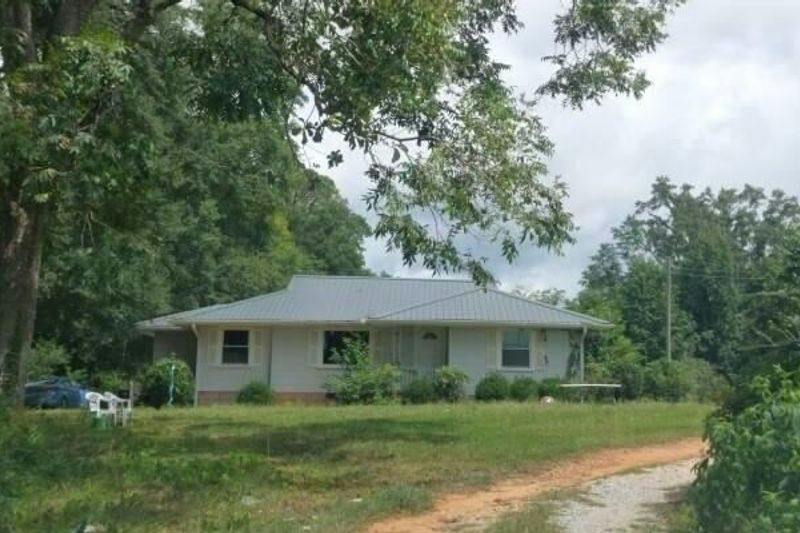 Green St, Marion, AL 36756