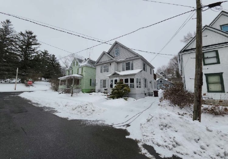 130 Forest St Gloversville, NY 12078, Fulton County