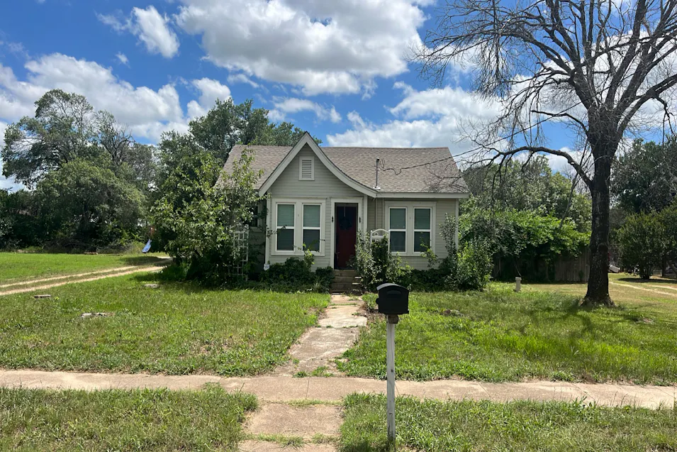 1100 E Coke St Hamilton, TX 76531, Hamilton County