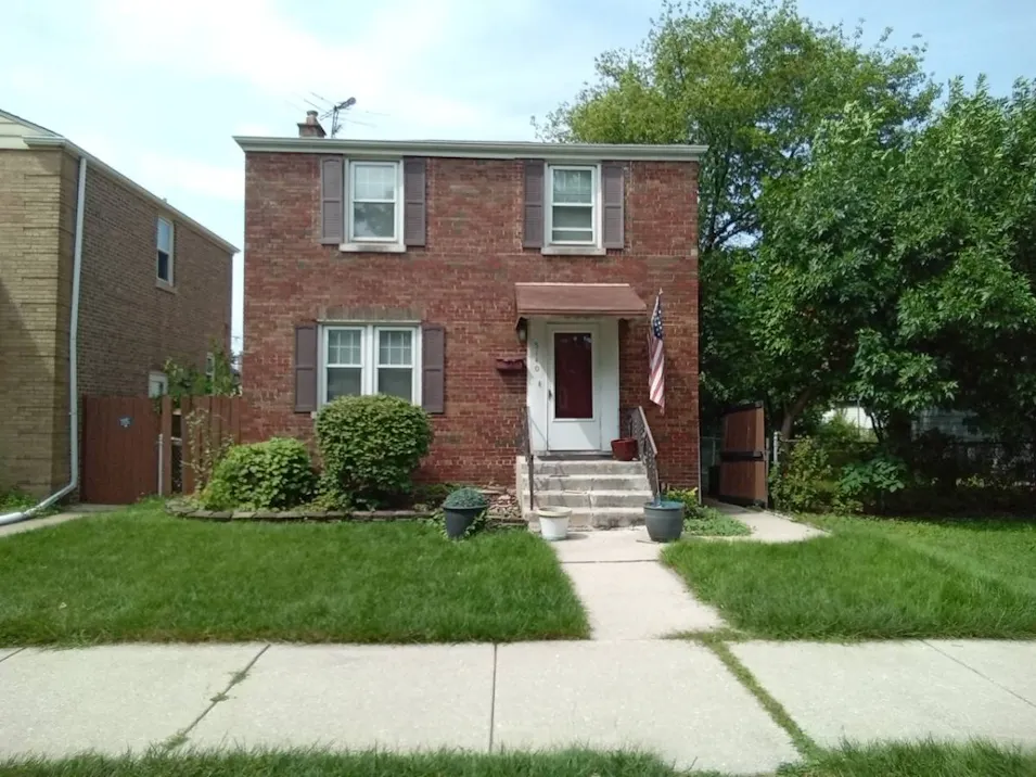 5140 S. Menard Ave. Chicago, IL 60638, Cook County