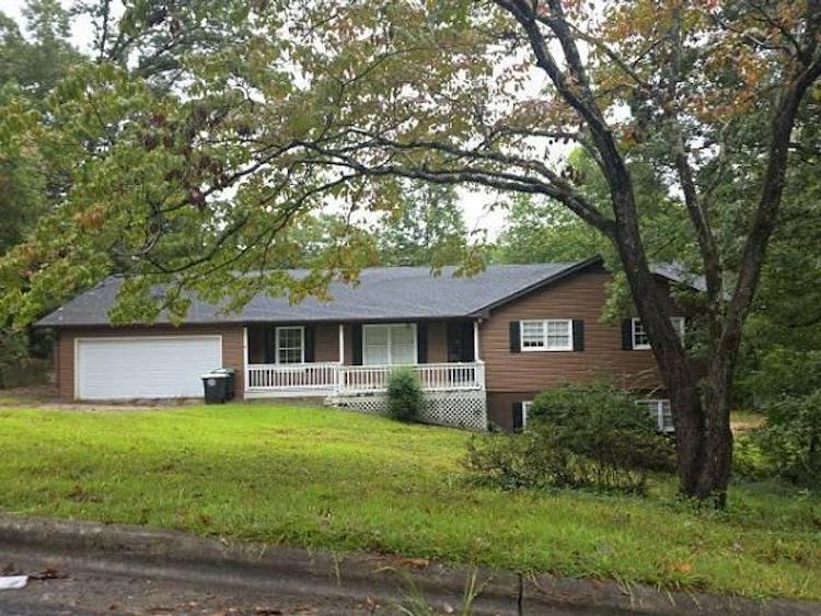 110 Thornwood Dr SW Rome, GA 30165, Floyd County