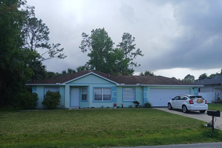 30 Pine Crest Lane Palm Coast, FL 32164, Flagler County