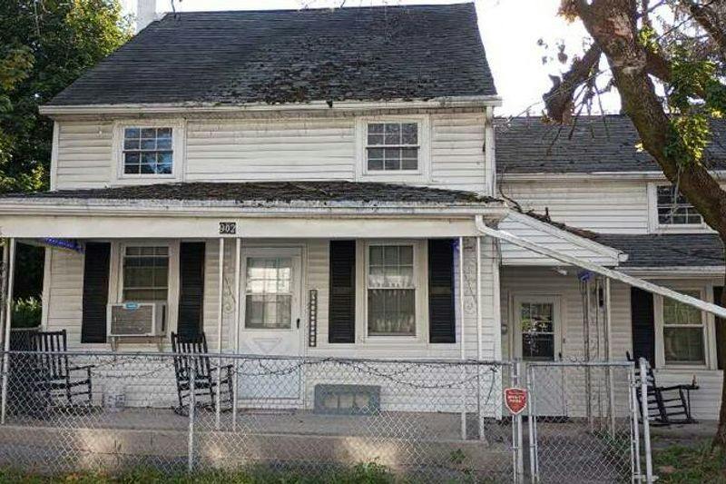 Miller St, Lebanon, PA 17046