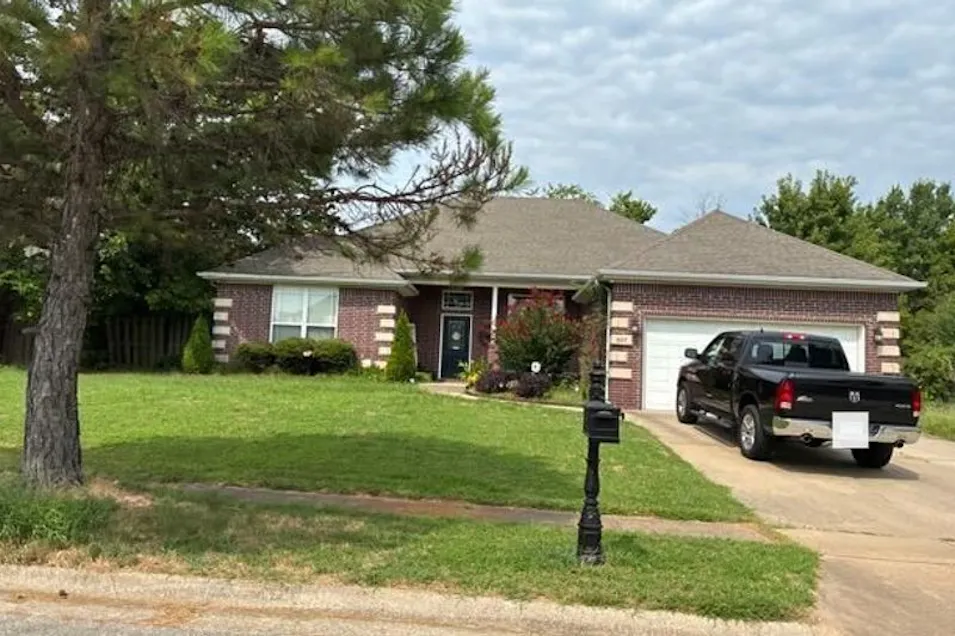 2337 N. Hatterly Ln. Fayetteville, AR 72704, Washington County
