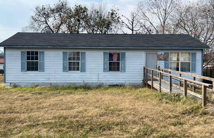 104 Ashley Street Mc Gehee, AR 71654, Desha County
