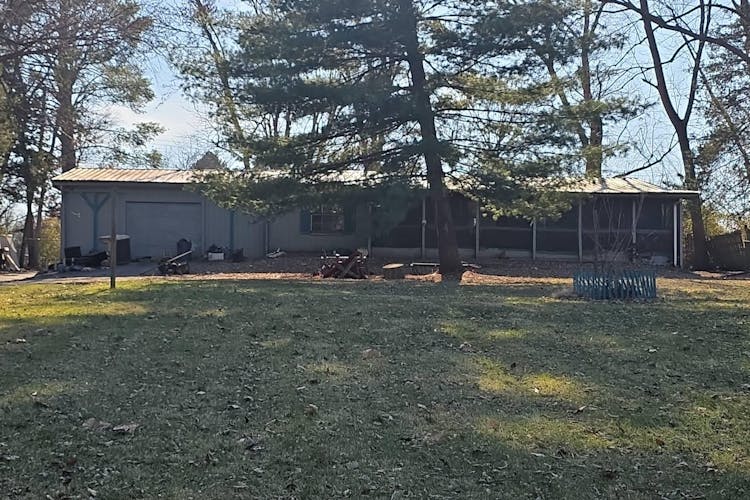 8304 May Dr. Cedar Hill, MO 63016-2320, Jefferson County